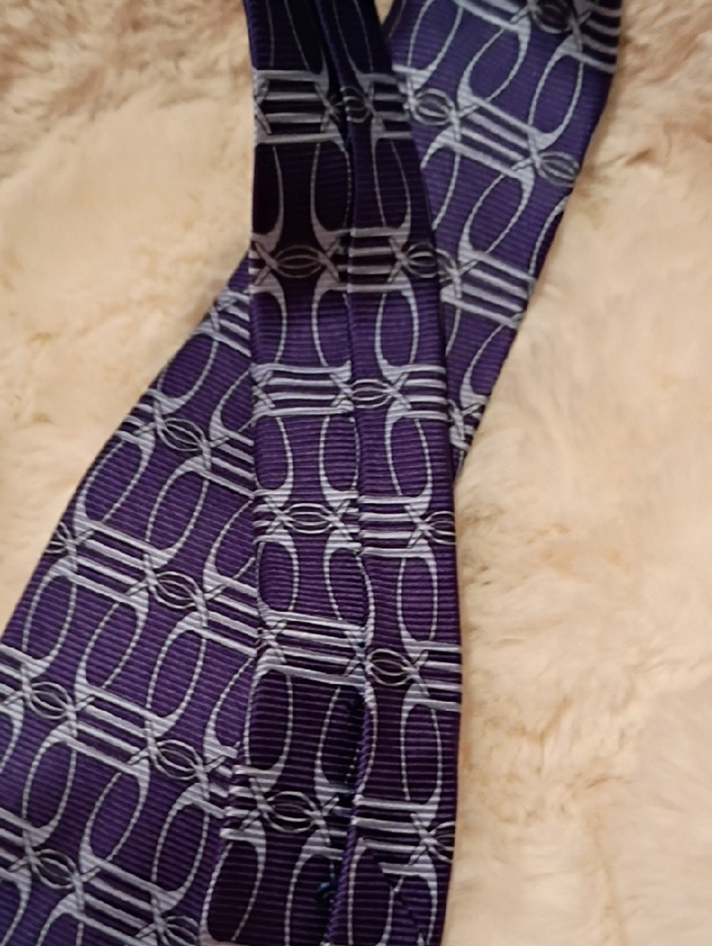 Gucci Necktie - Picture 2 of 5